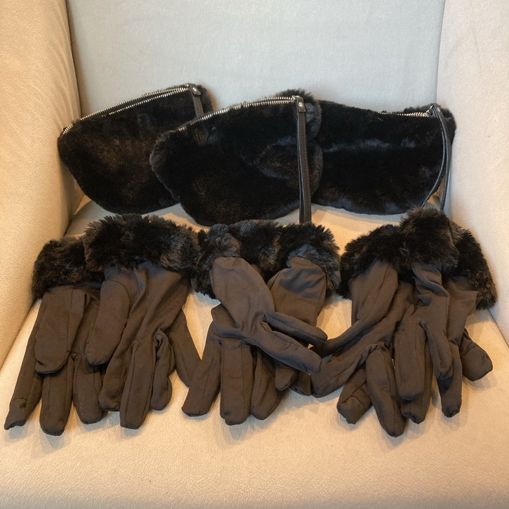 House of‎ Harlow 1960 Faux Fur gloves And Wristlet Black - Unused - Lot Of 3